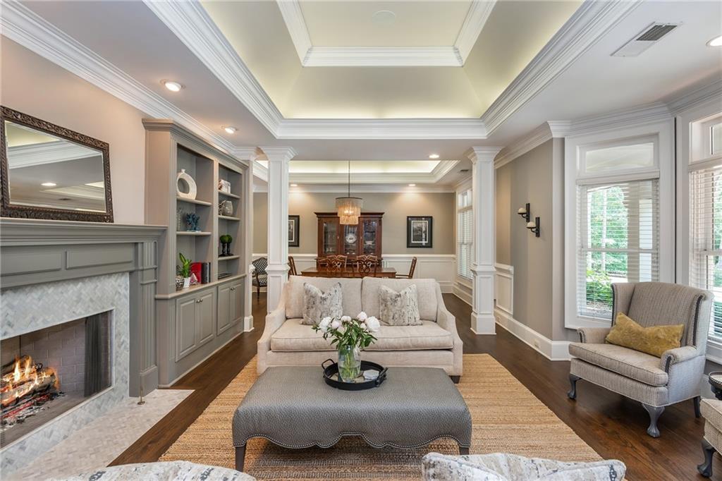 1025 Stonegate Court