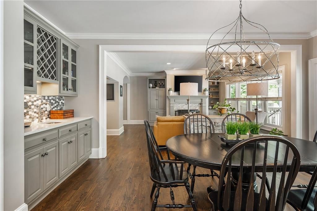 1025 Stonegate Court