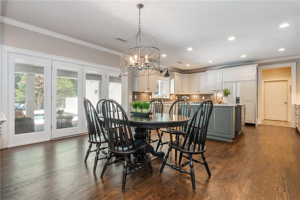 1025 Stonegate Court