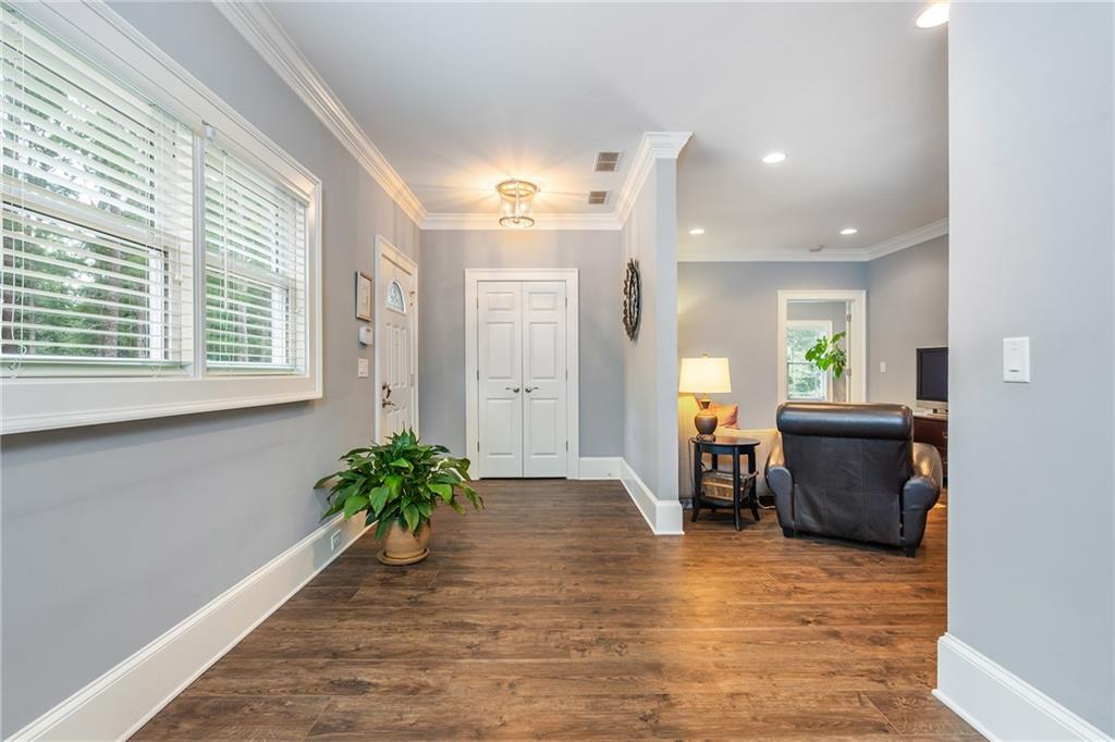1025 Stonegate Court