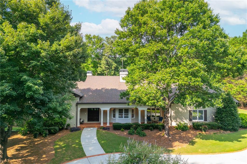 1025 Stonegate Court