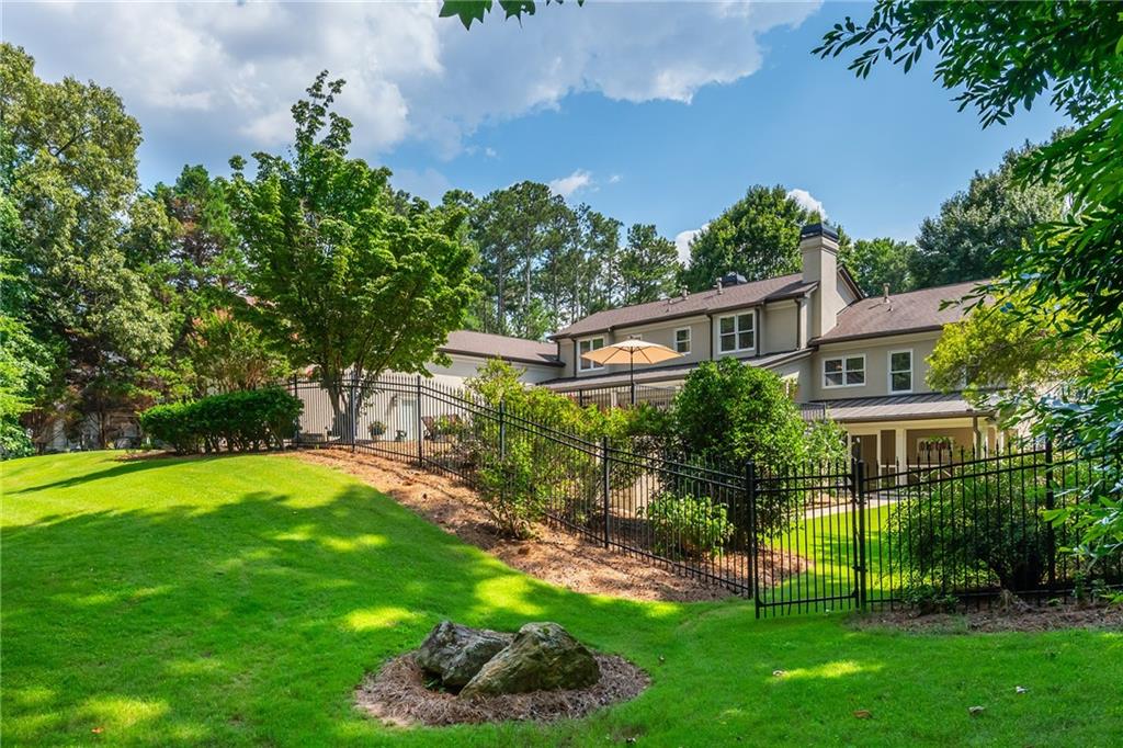 1025 Stonegate Court
