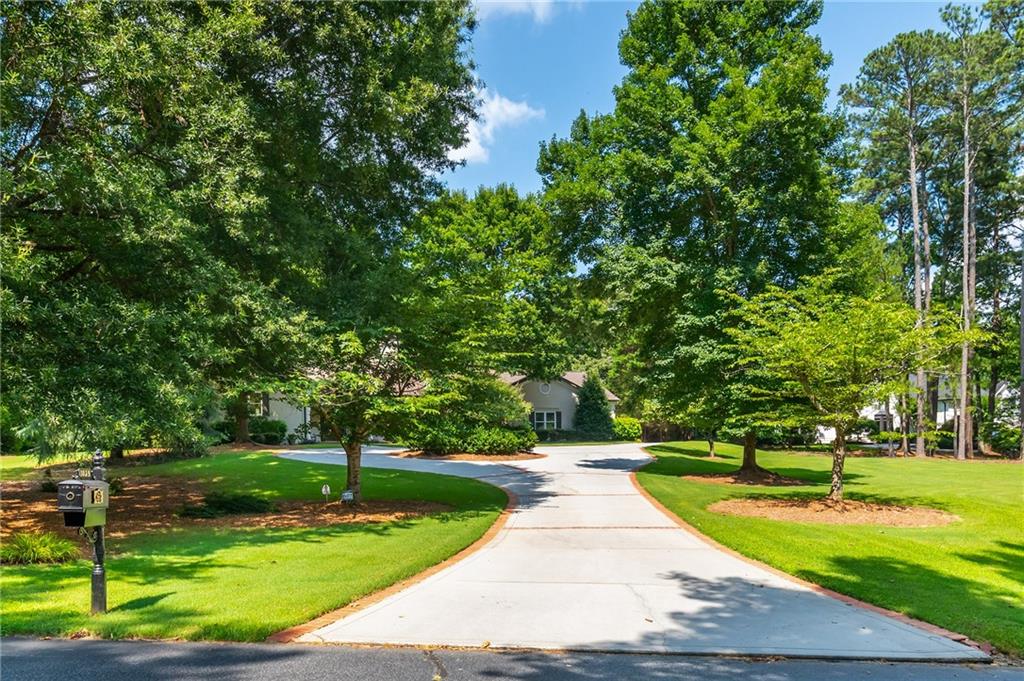 1025 Stonegate Court
