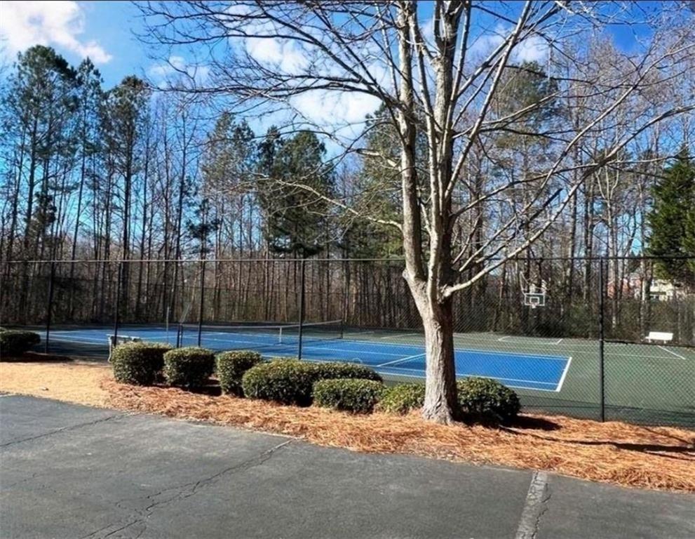 1496 Brentwood Drive