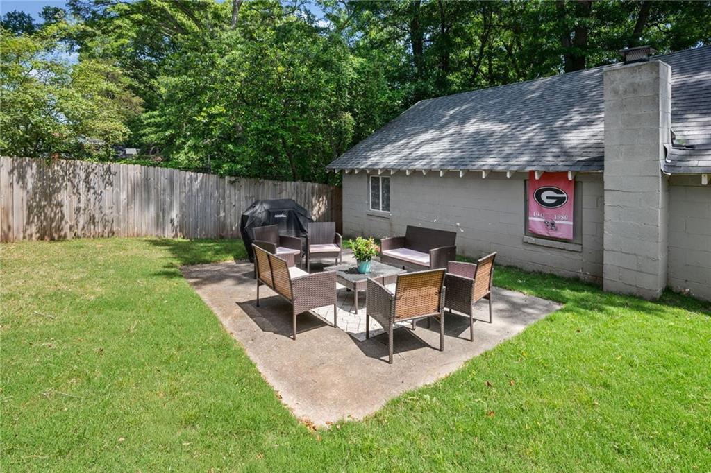 2010 Delphine Drive