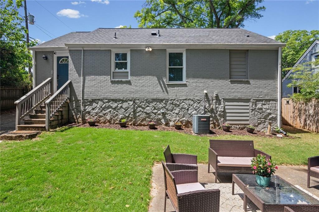 2010 Delphine Drive