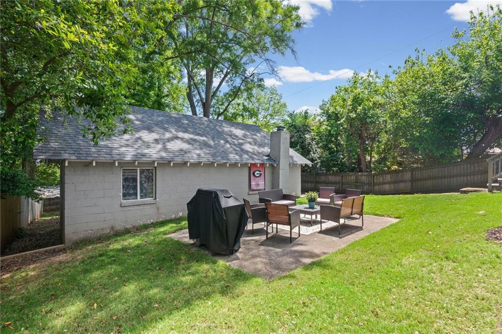2010 Delphine Drive