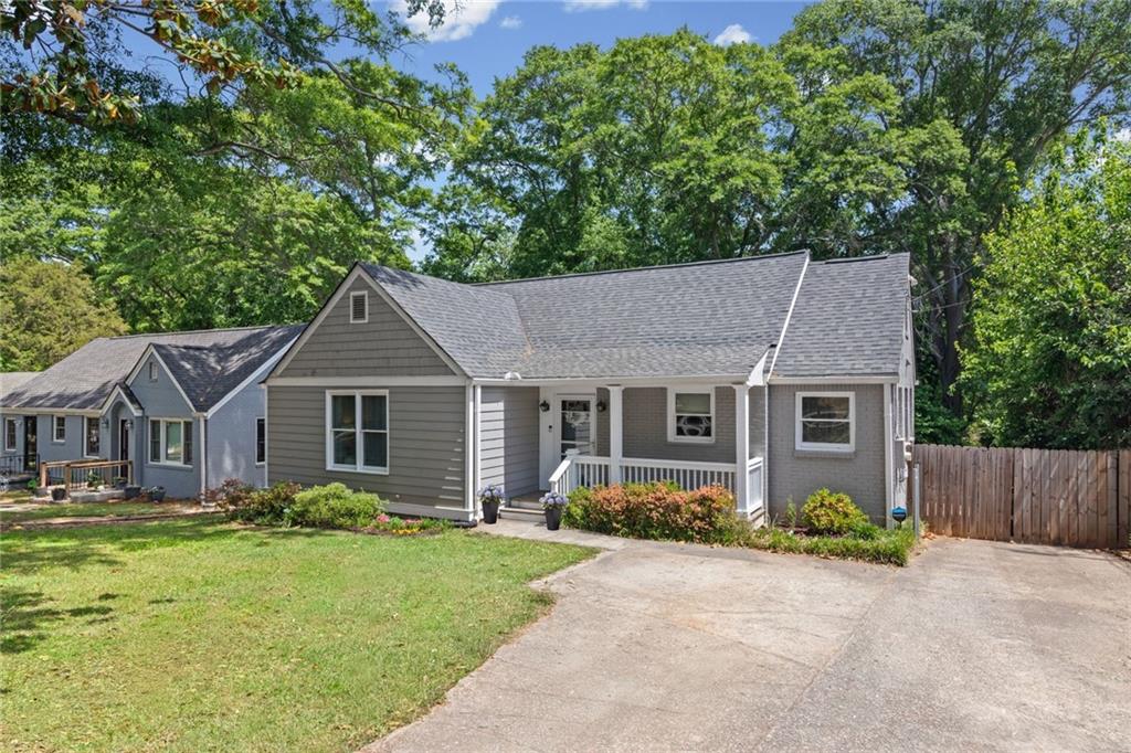2010 Delphine Drive