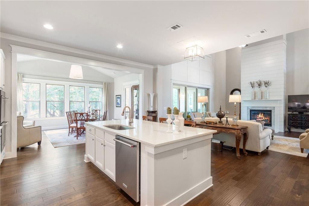 34 Deepwater Court