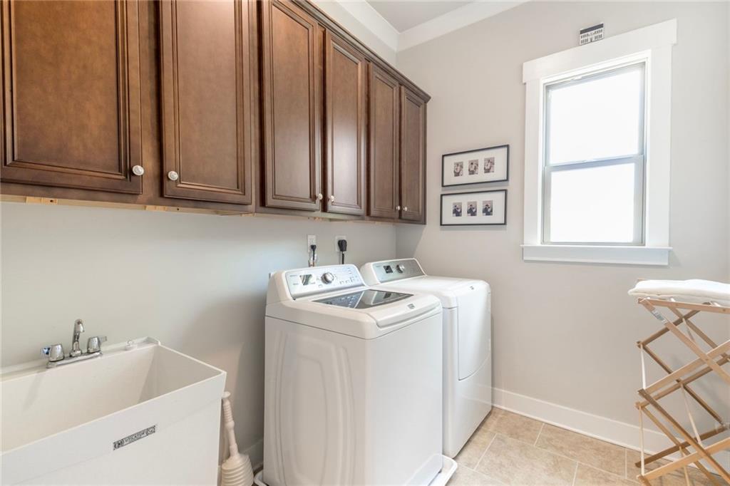 34 Deepwater Court