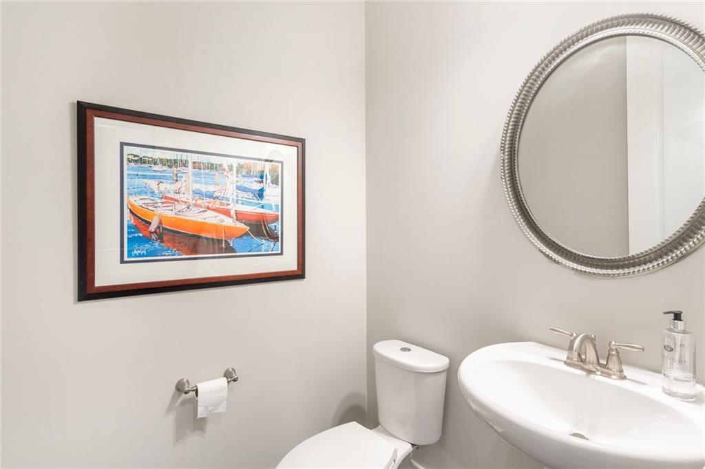 34 Deepwater Court