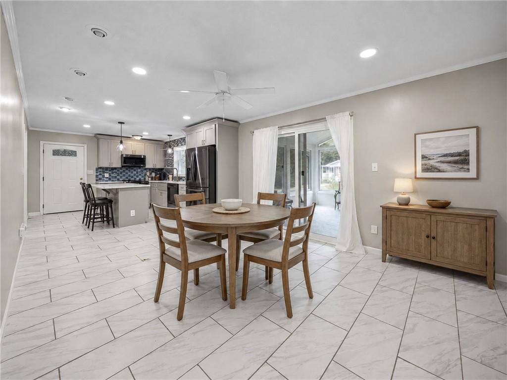 1593 Mill Acres Drive SW