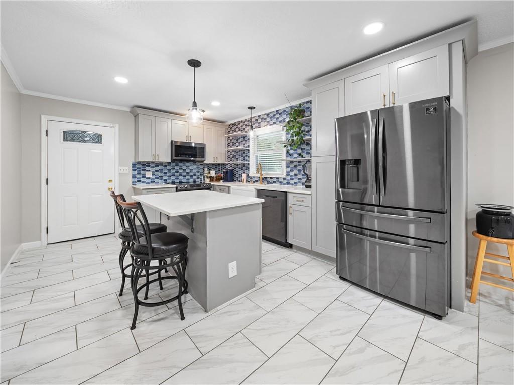 1593 Mill Acres Drive SW