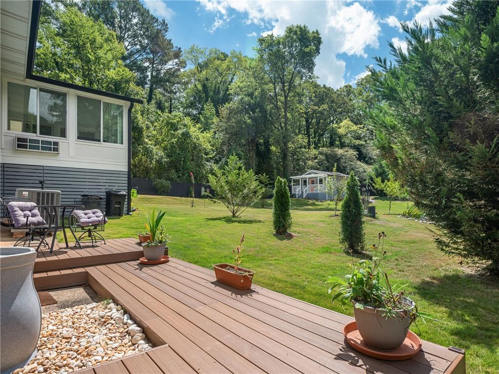 1593 Mill Acres Drive SW