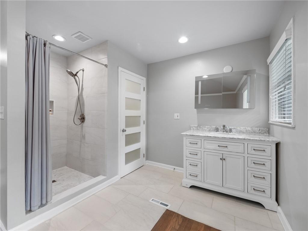 1593 Mill Acres Drive SW