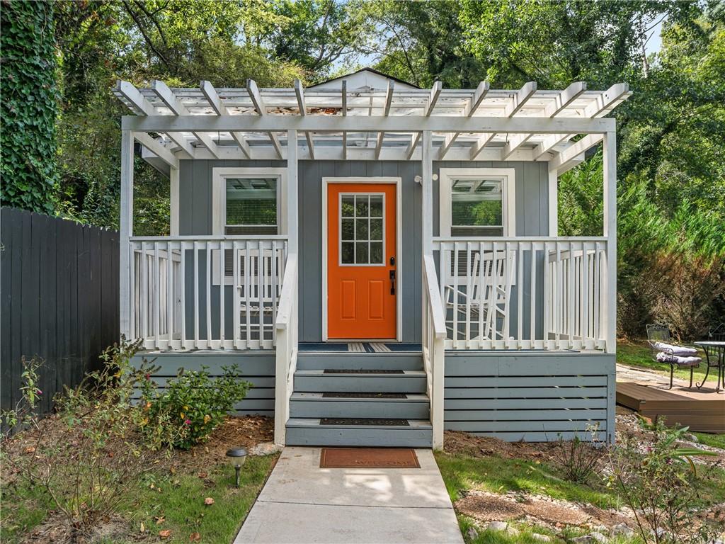 1593 Mill Acres Drive SW