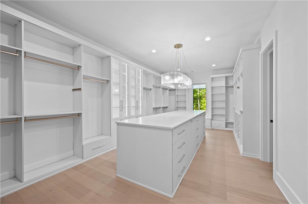 5050 Kings Close