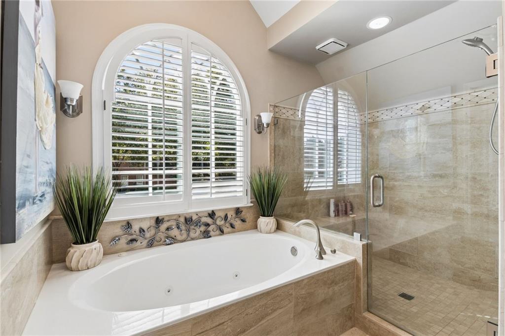 3805 Newport Bay Drive