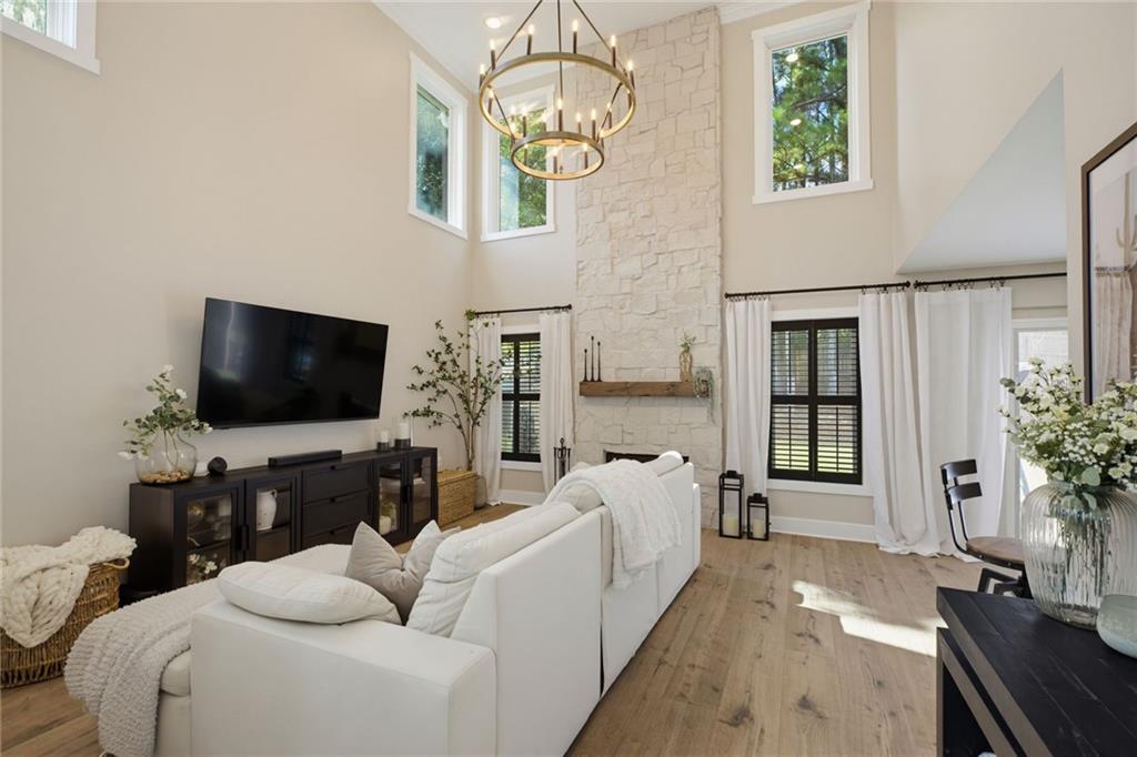 1029 Deer Hollow Drive