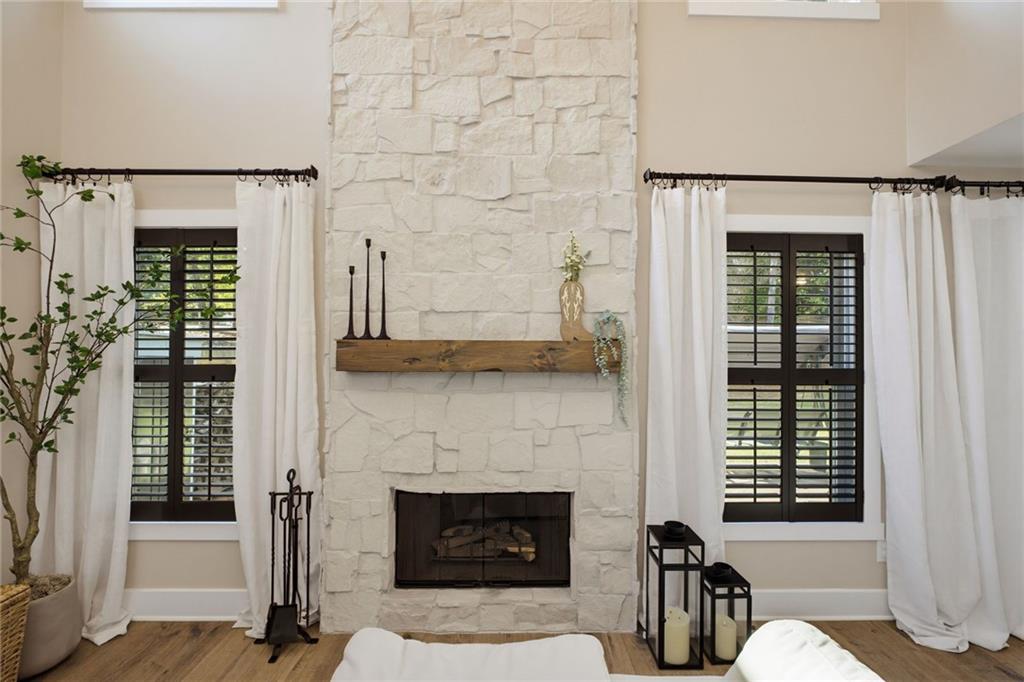1029 Deer Hollow Drive