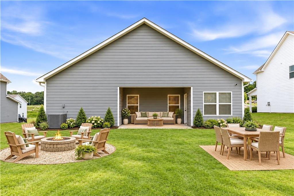 444 Egret Court