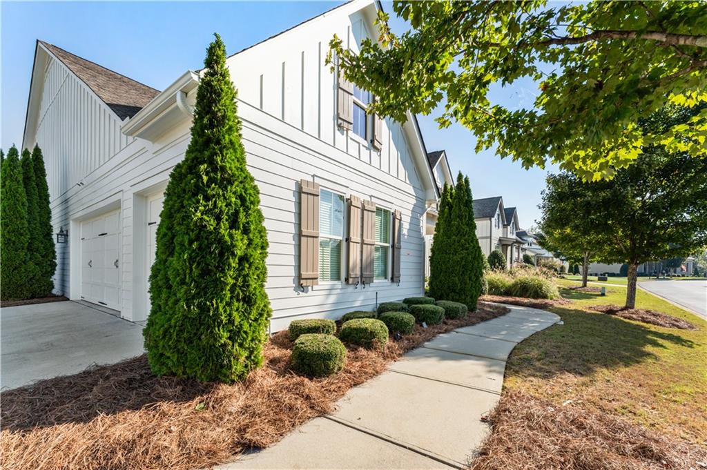 201 Fairhaven Court