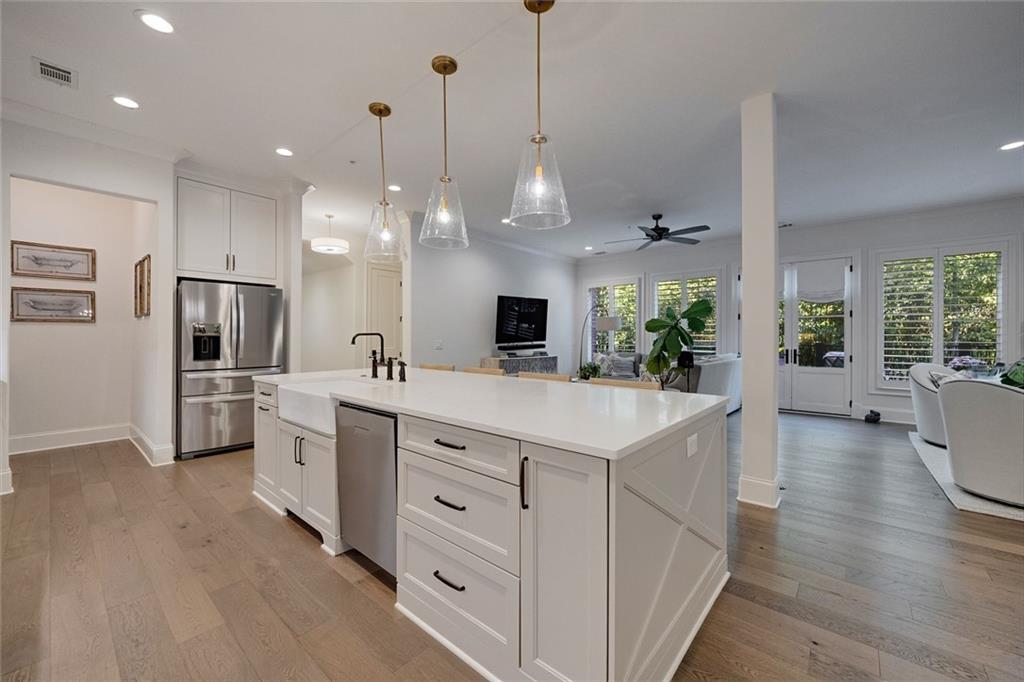 81 Thompson Street Unit 101