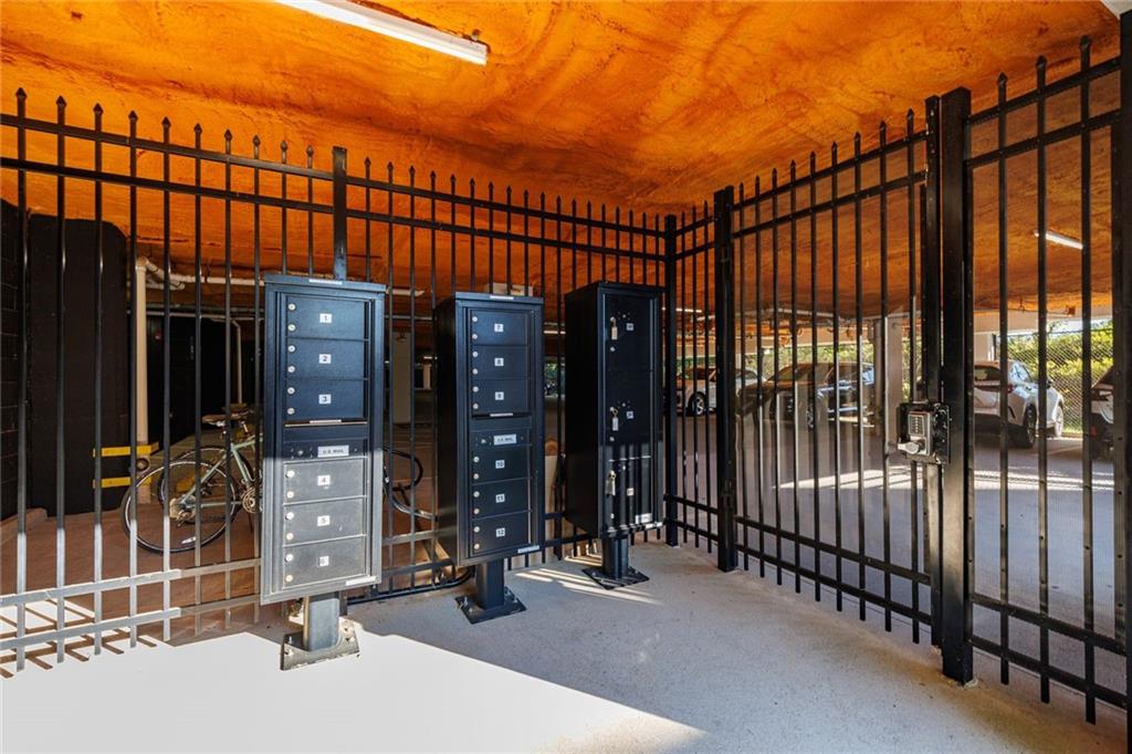 81 Thompson Street Unit 101