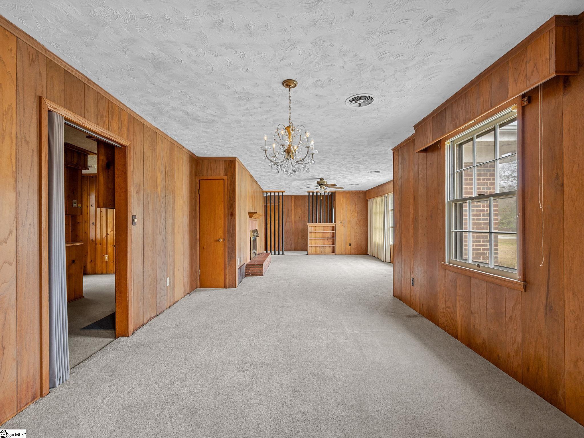 3851 Maid Marion Lane