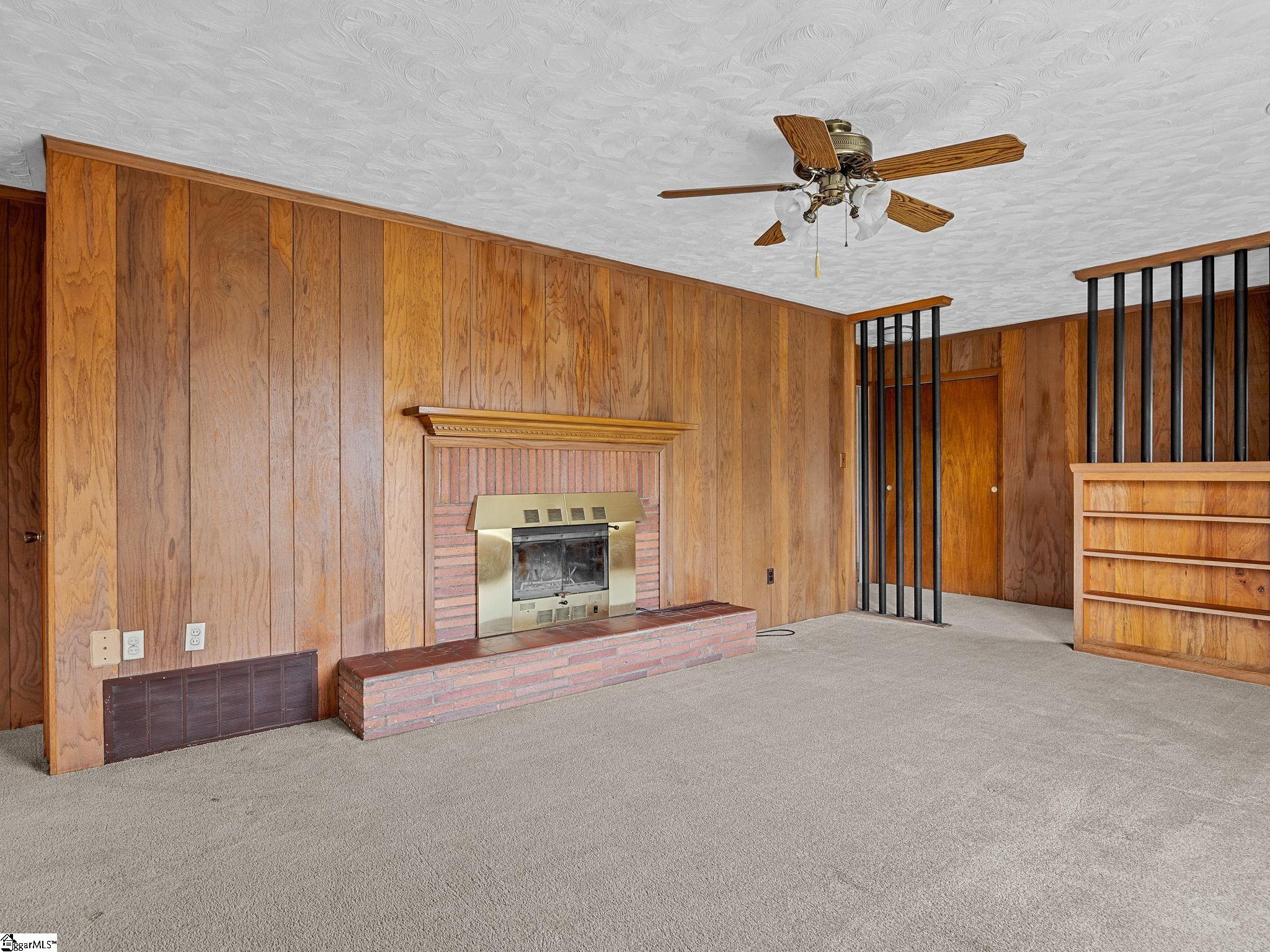 3851 Maid Marion Lane