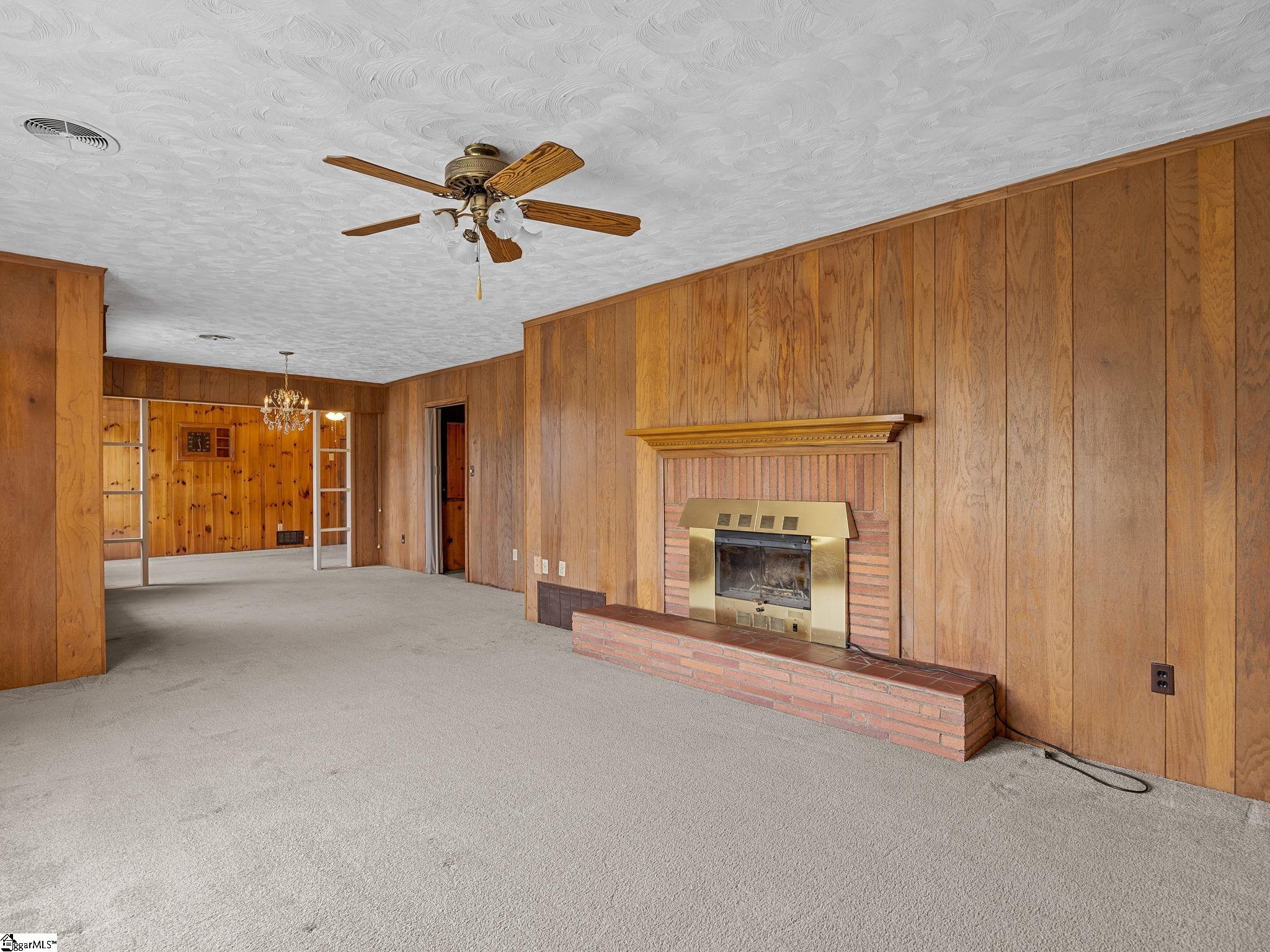 3851 Maid Marion Lane