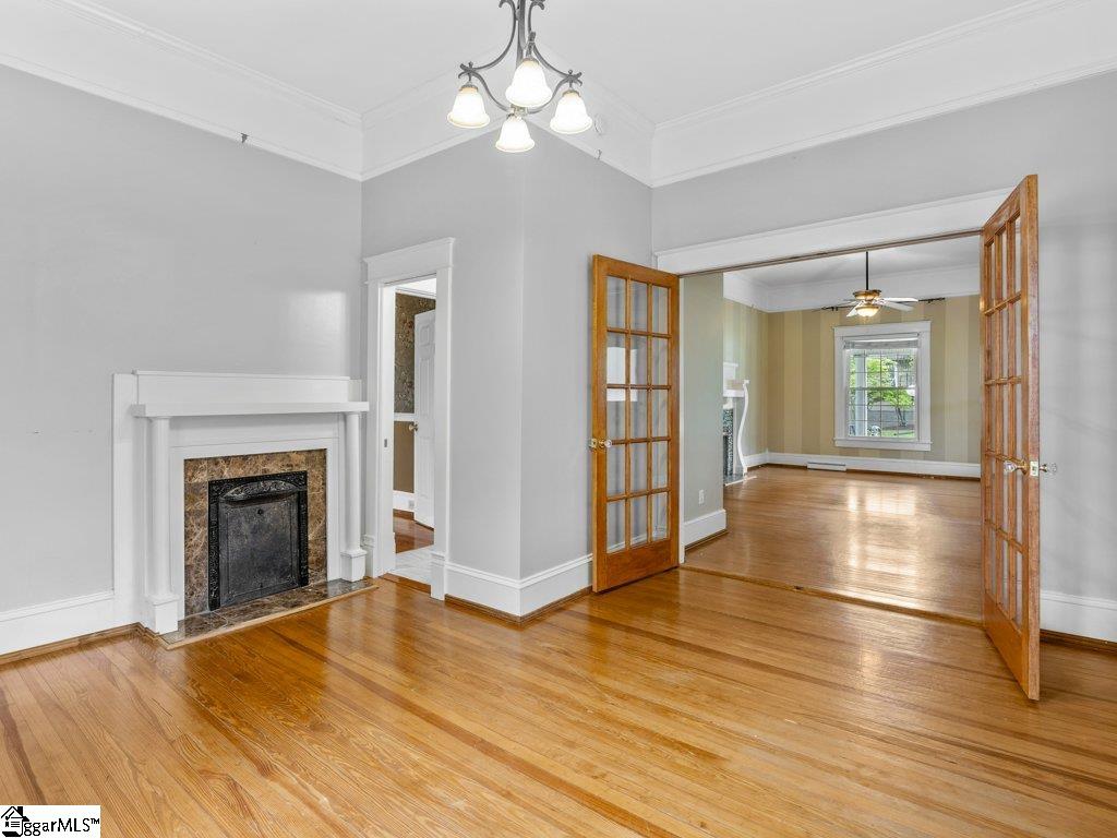 400 W Arlington Avenue