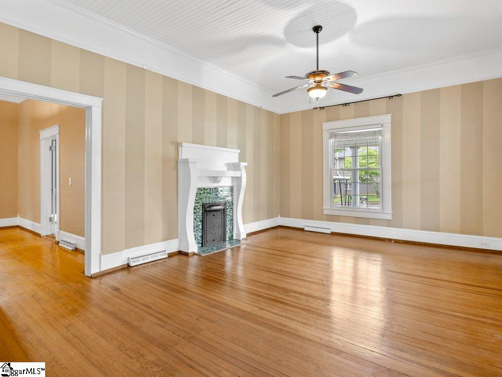 400 W Arlington Avenue