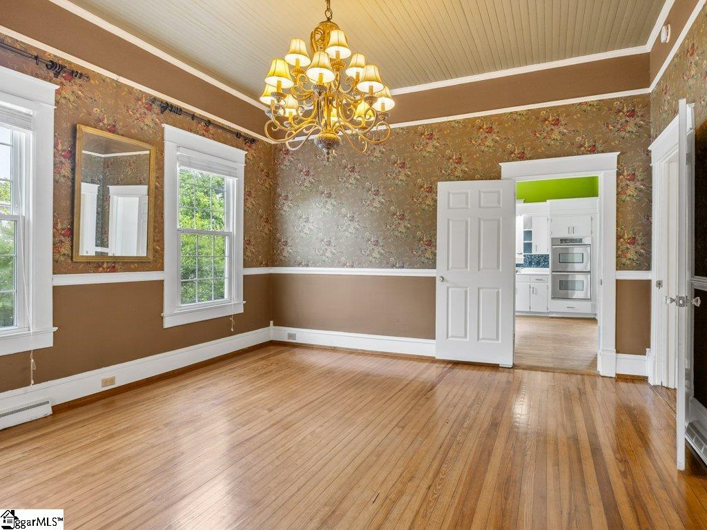 400 W Arlington Avenue