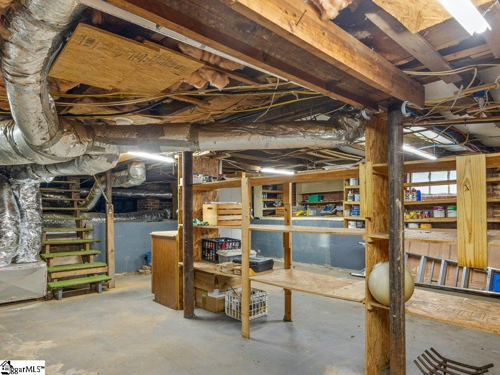 400 W Arlington Avenue