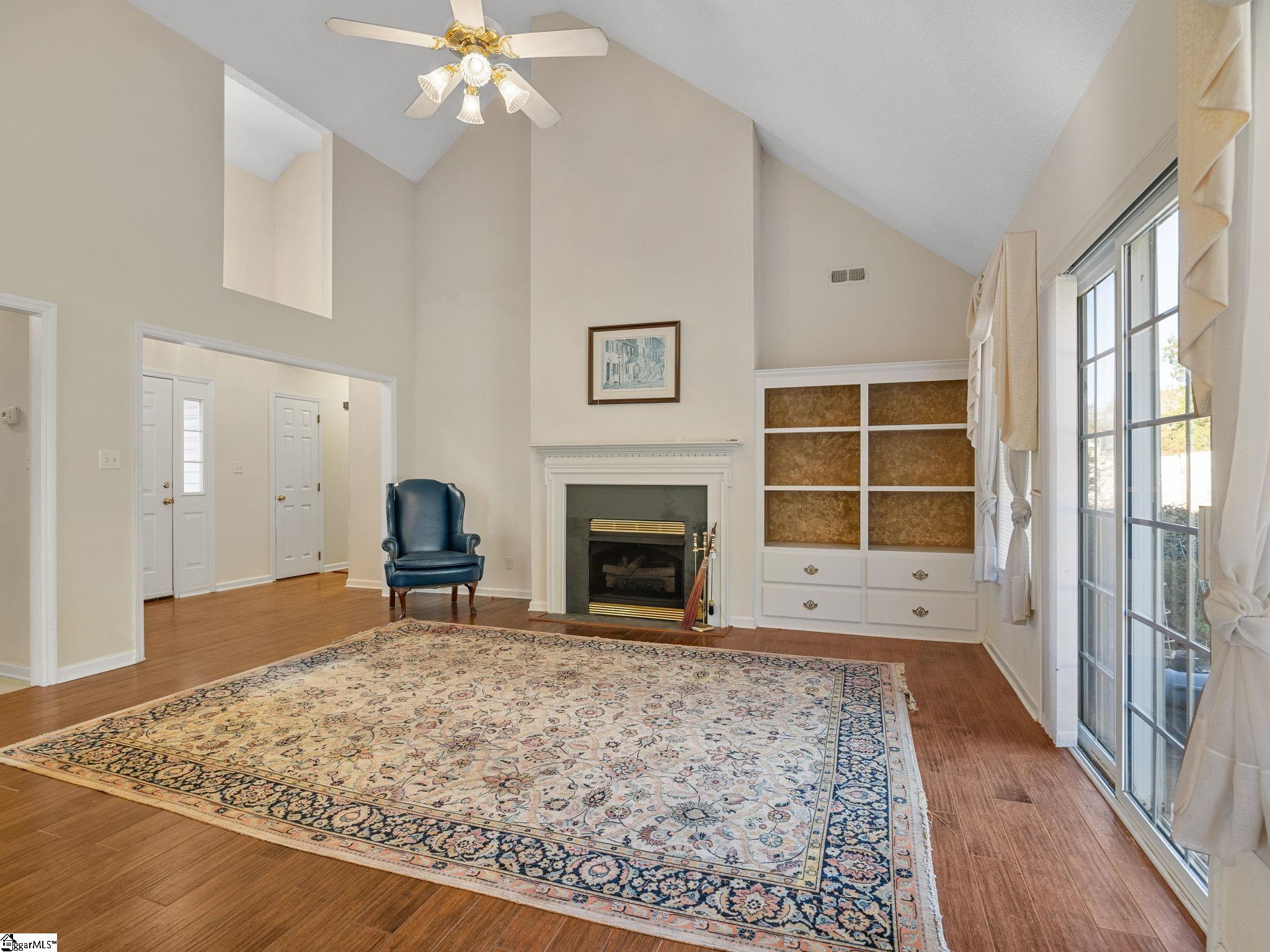 624 Gramercy Boulevard