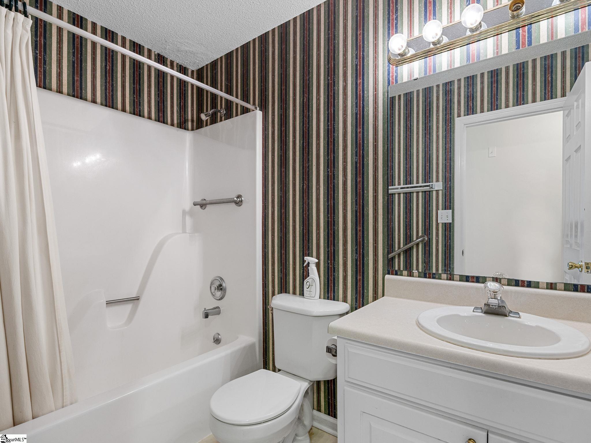 624 Gramercy Boulevard