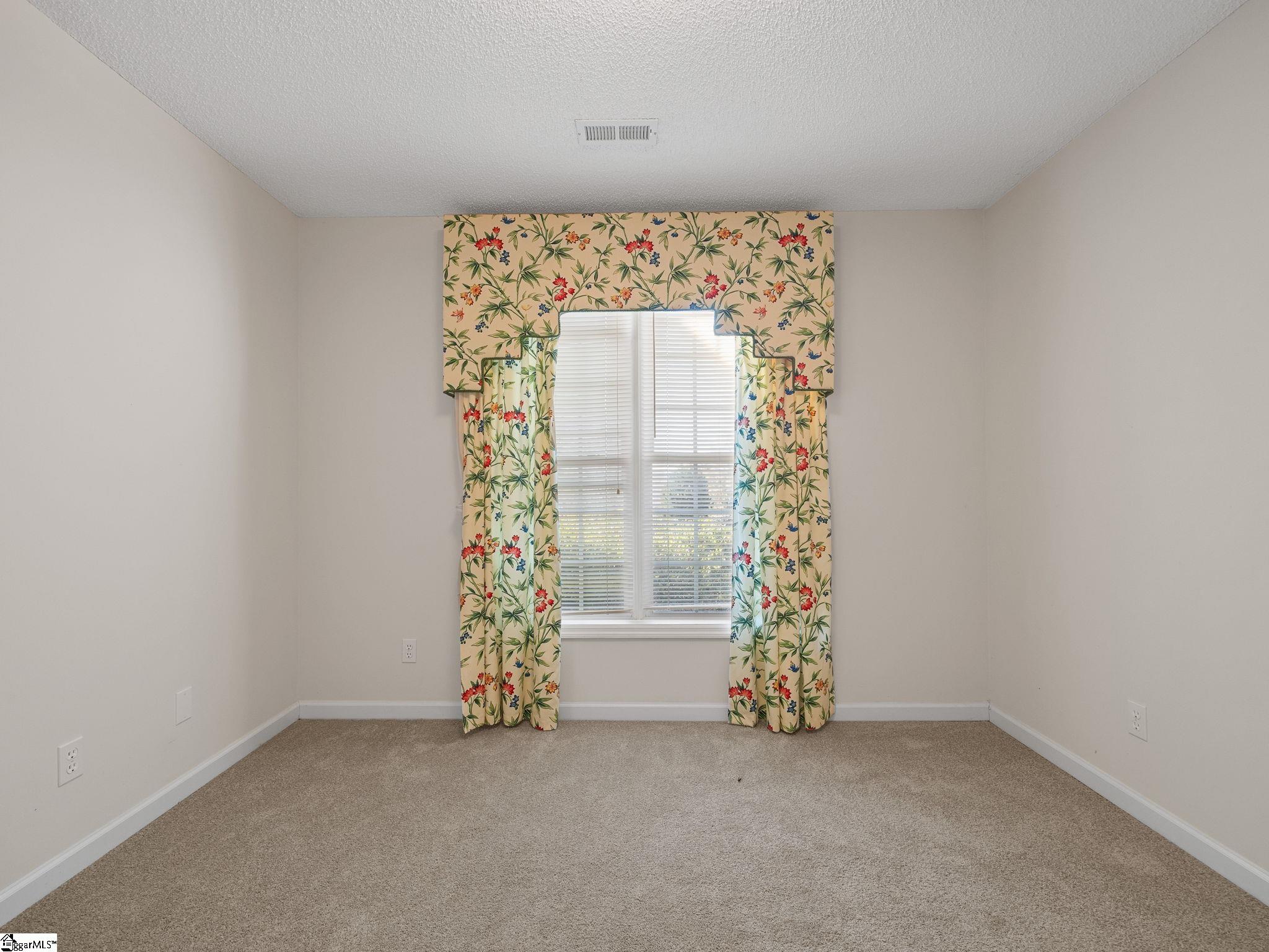 624 Gramercy Boulevard