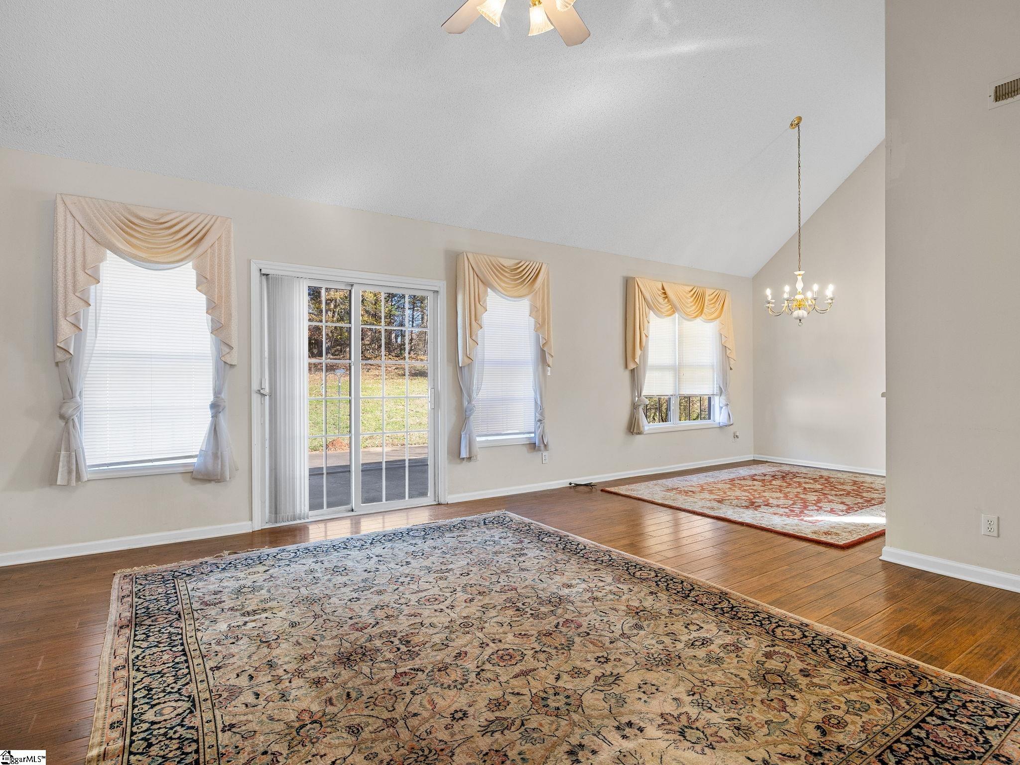 624 Gramercy Boulevard