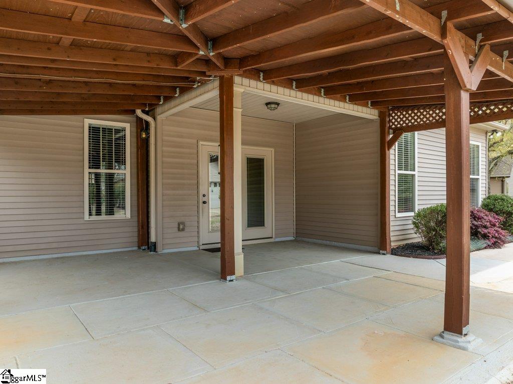 204 Harvest Wood Lane