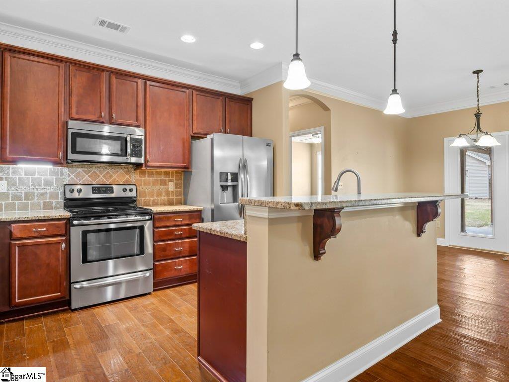 204 Harvest Wood Lane