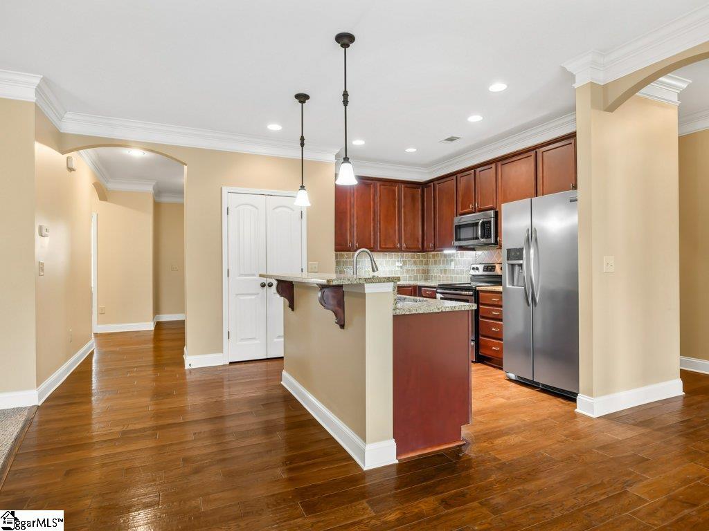 204 Harvest Wood Lane