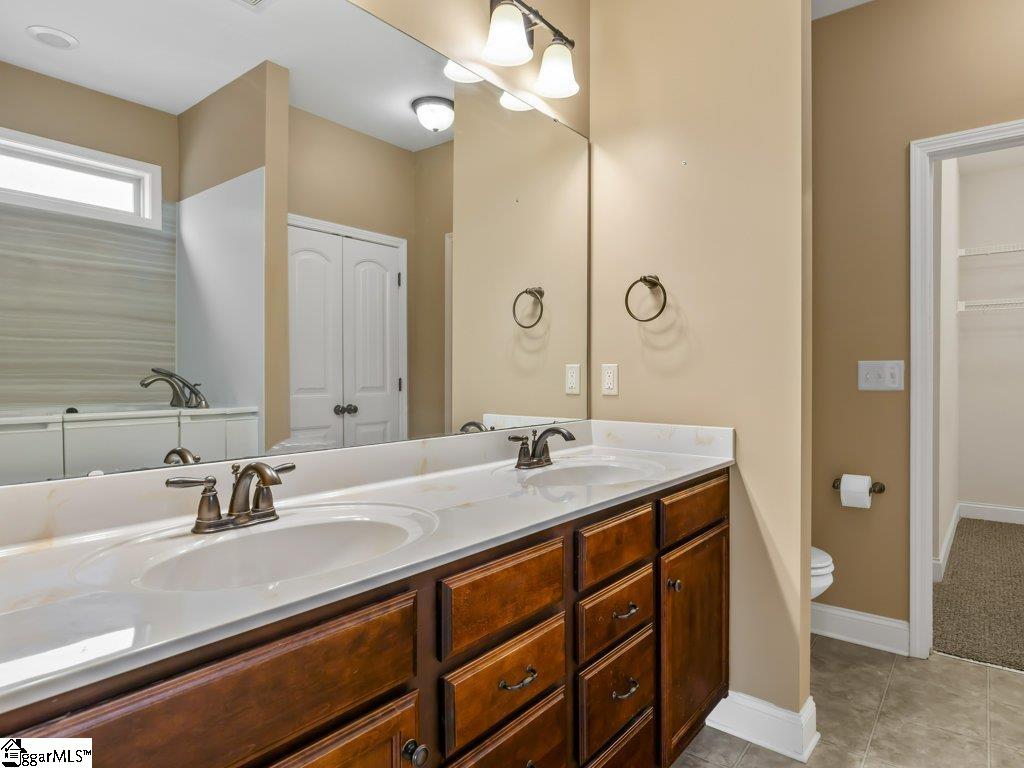 204 Harvest Wood Lane