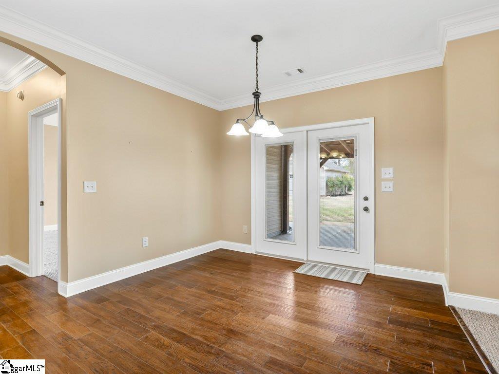 204 Harvest Wood Lane