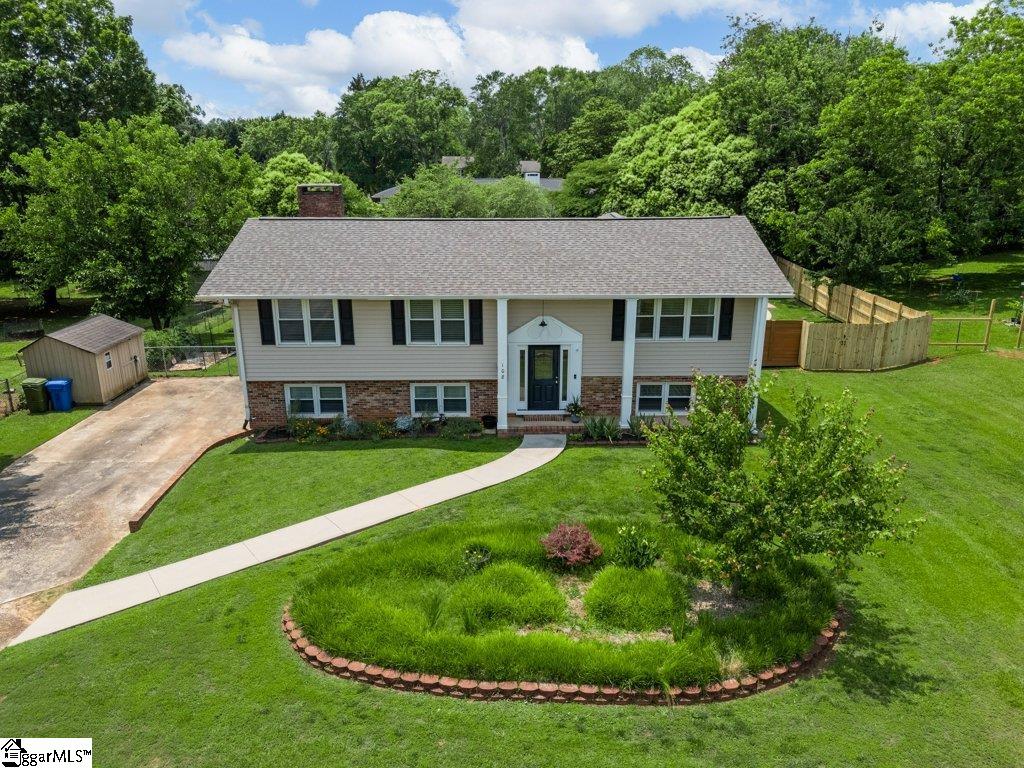 108 Wellington Drive