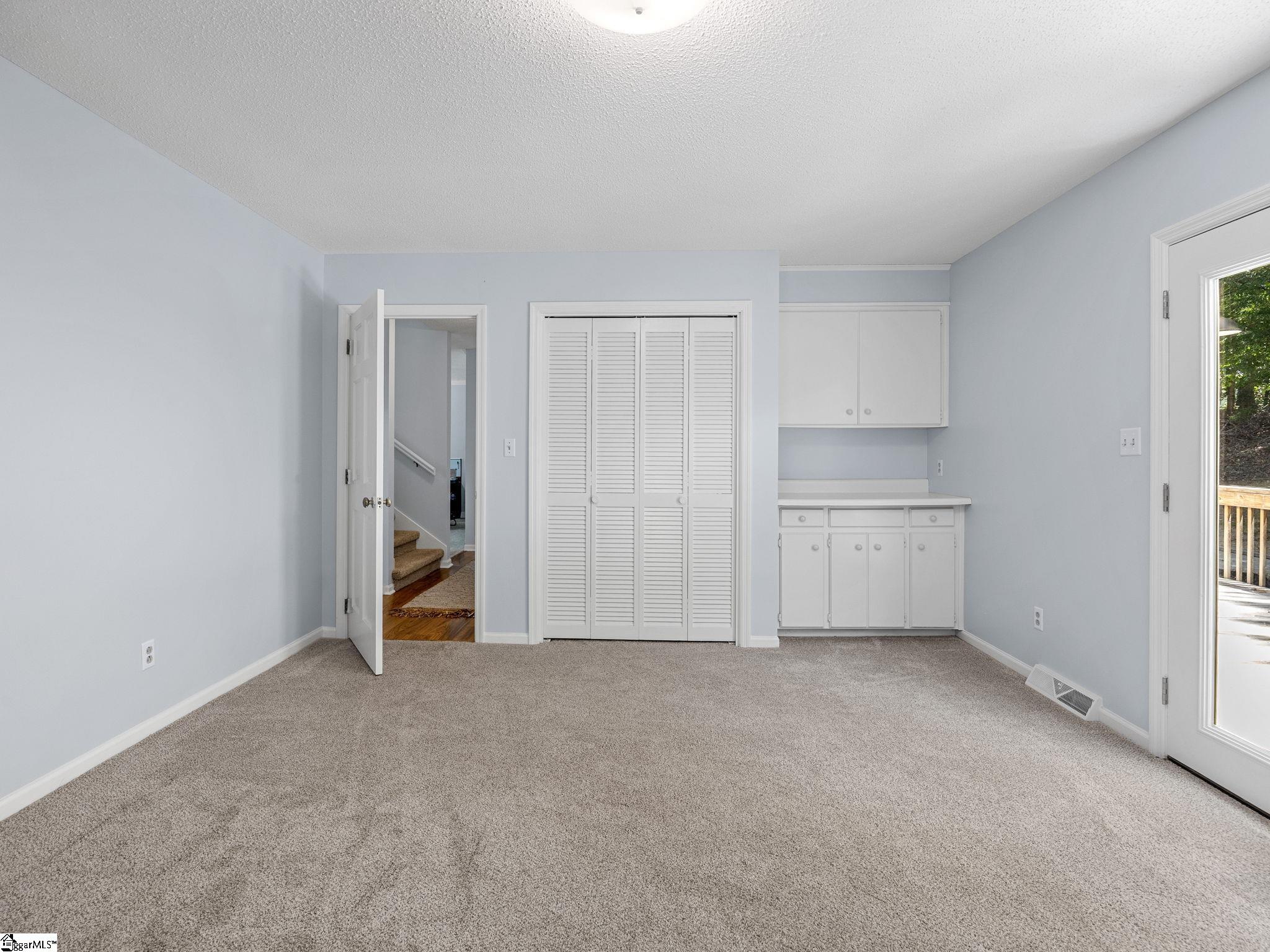 308 Round Ridge Road