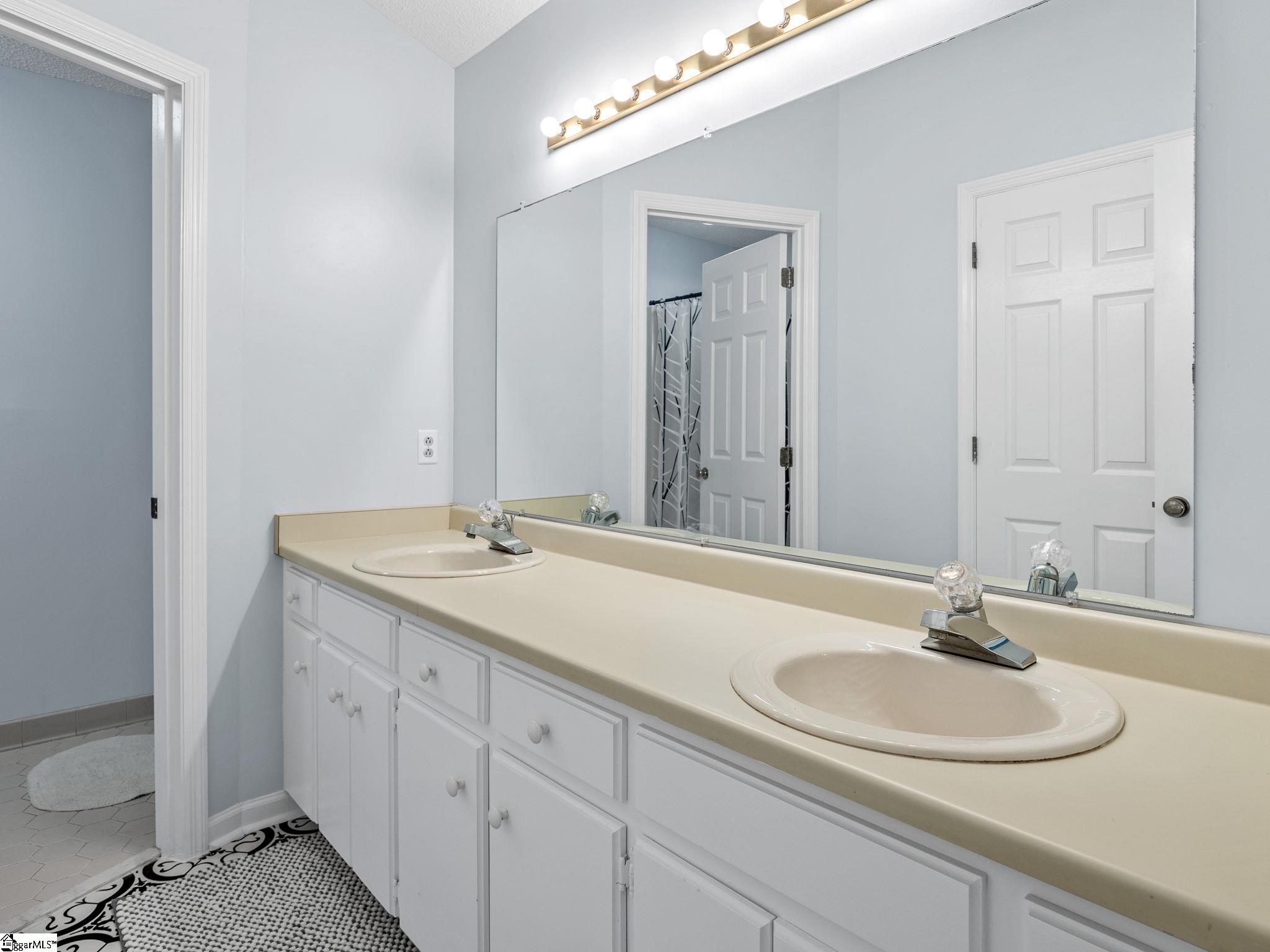 308 Round Ridge Road