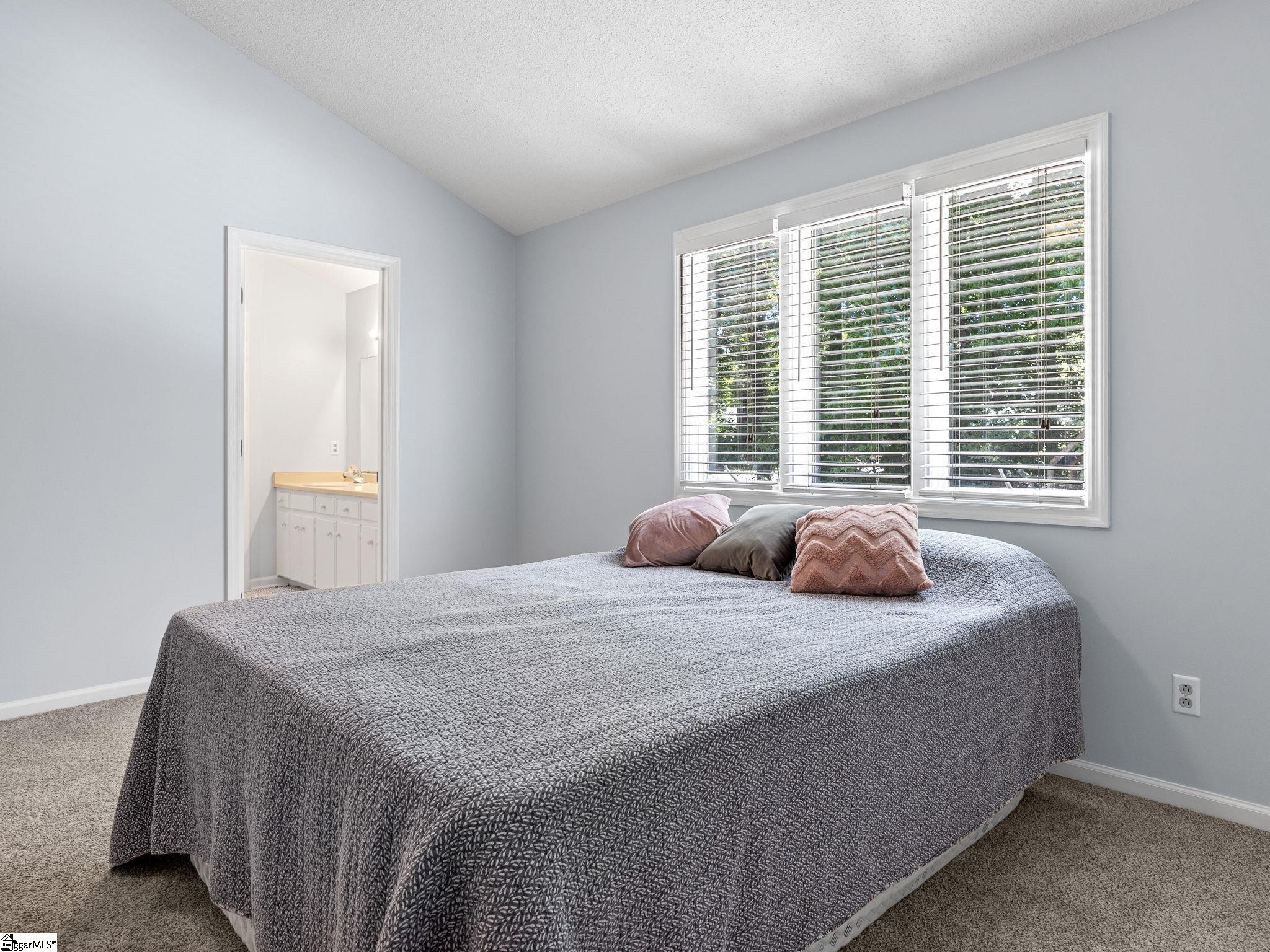 308 Round Ridge Road