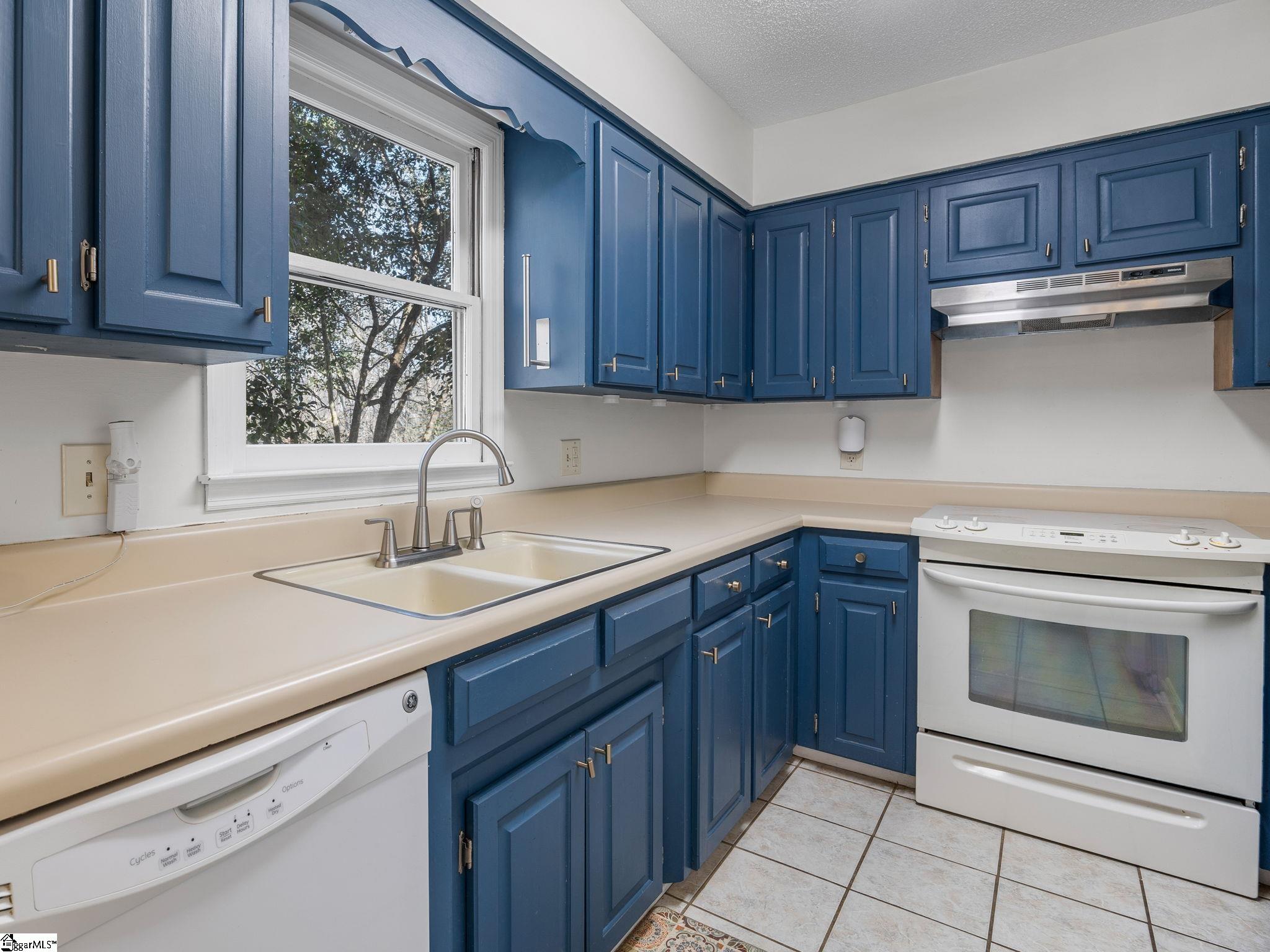 107 Mistybrook Drive