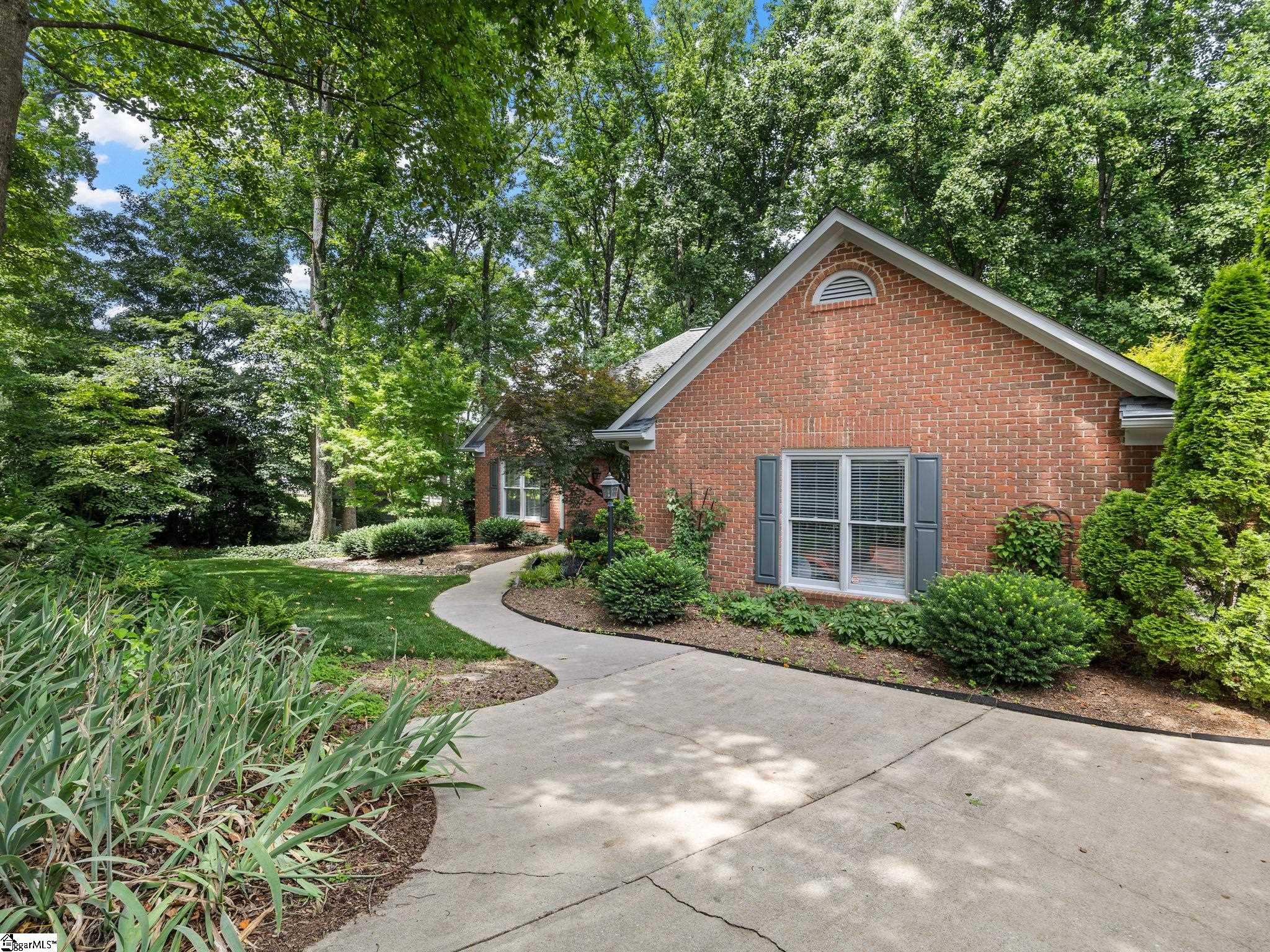 425 Summerton Place